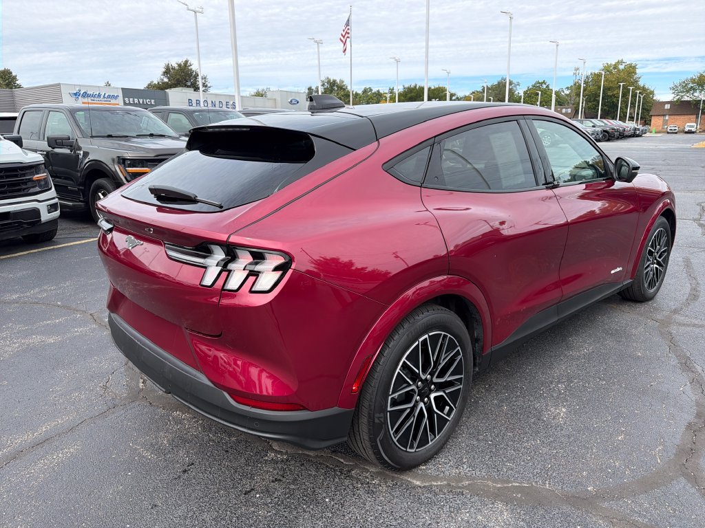 Used 2025 Ford Mustang Mach-E Premium AWD/4WD image 12