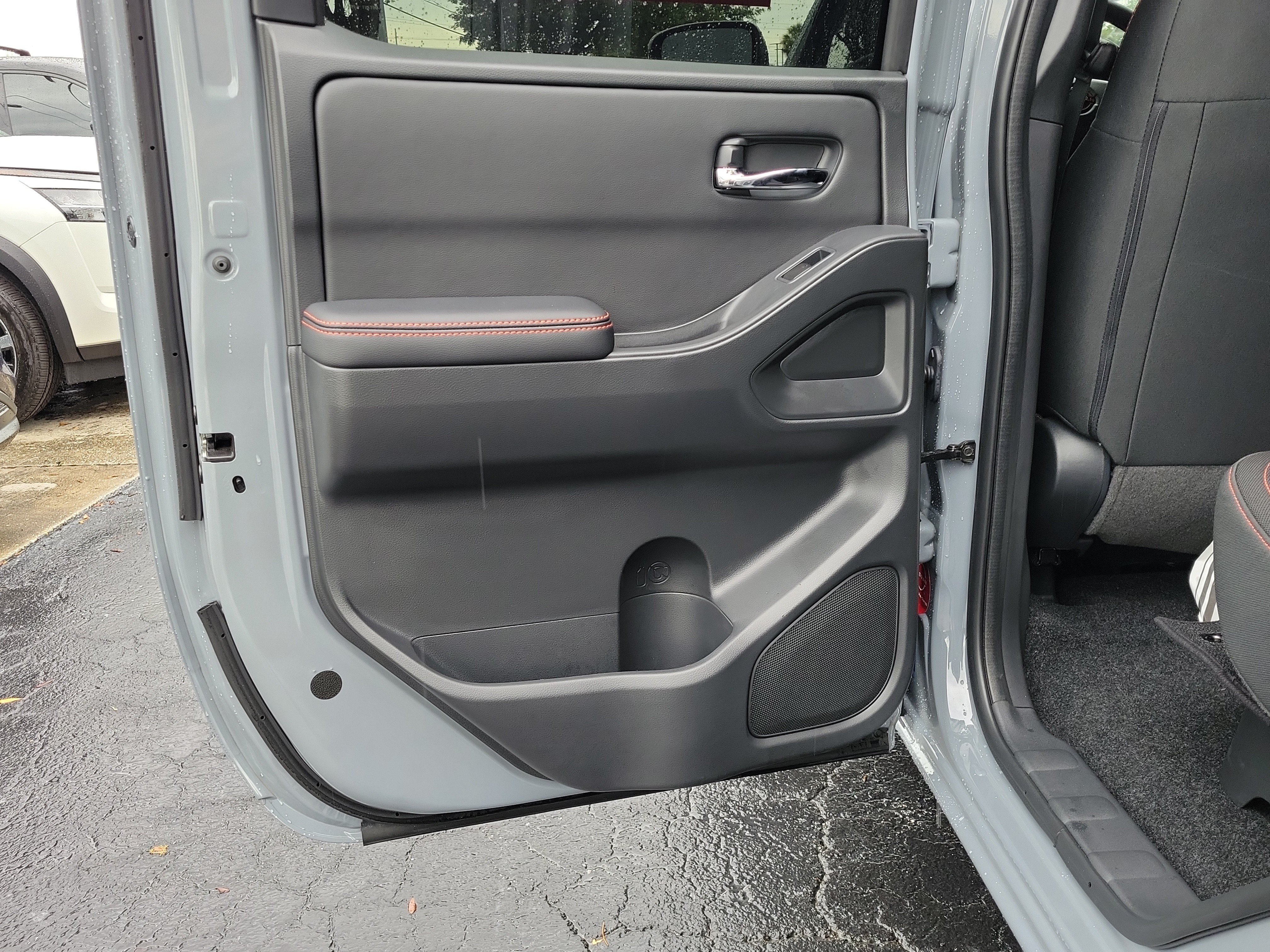 Certified 2025 Nissan Frontier Pro-X w/ Pro Convenience Package RWD image 10