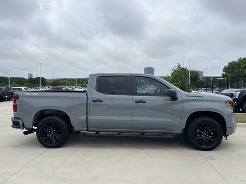 Used 2025 Chevrolet Silverado 1500 Custom w/ Turbomax Blackout Package AWD/4WD image 3