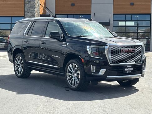 Used 2021 GMC Yukon Denali w/ Denali Premium Package AWD/4WD image 1