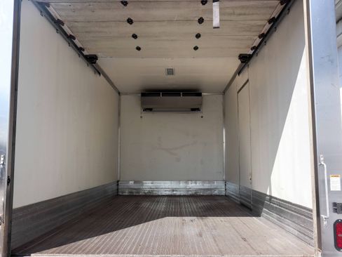 Used 2019 Ford F550 2WD Regular Cab Super Duty image 10