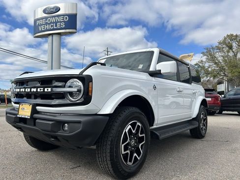 Certified 2025 Ford Bronco Outer Banks image 4