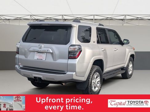 Used 2024 Toyota 4Runner SR5 Premium image 7