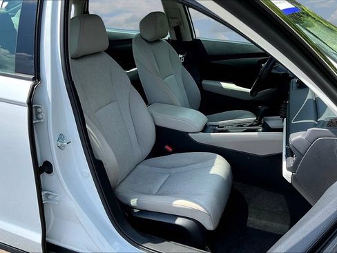 Used 2023 Honda Accord EX image 30