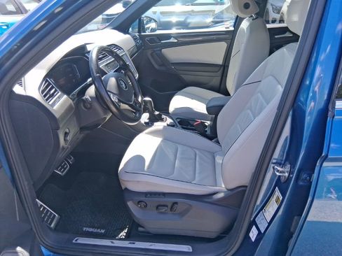 Used 2020 Volkswagen Tiguan SEL Premium R-Line w/ 3rd Row Seat Package AWD/4WD image 13