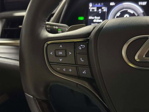Used 2021 Lexus ES 300h w/ Premium Package FWD image 17