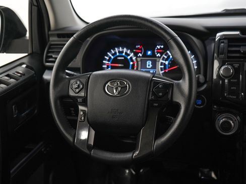 Used 2019 Toyota 4Runner Limited w/ Four Season Floor Mat Package AWD/4WD image 14