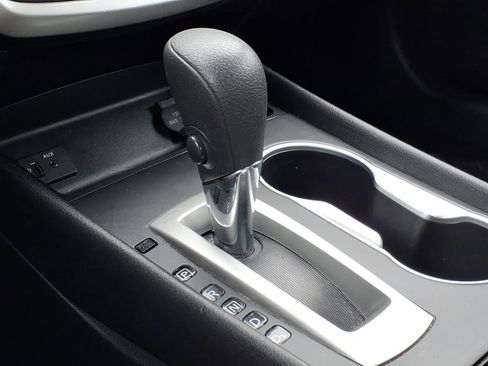 Used 2016 Nissan Altima 2.5 SV FWD image 31