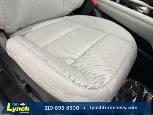 New 2026 Ford Explorer Platinum w/ LUX Leather Package image 11