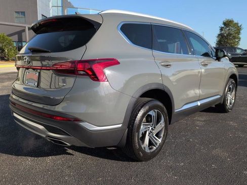 Used 2022 Hyundai Santa Fe SEL AWD/4WD image 5