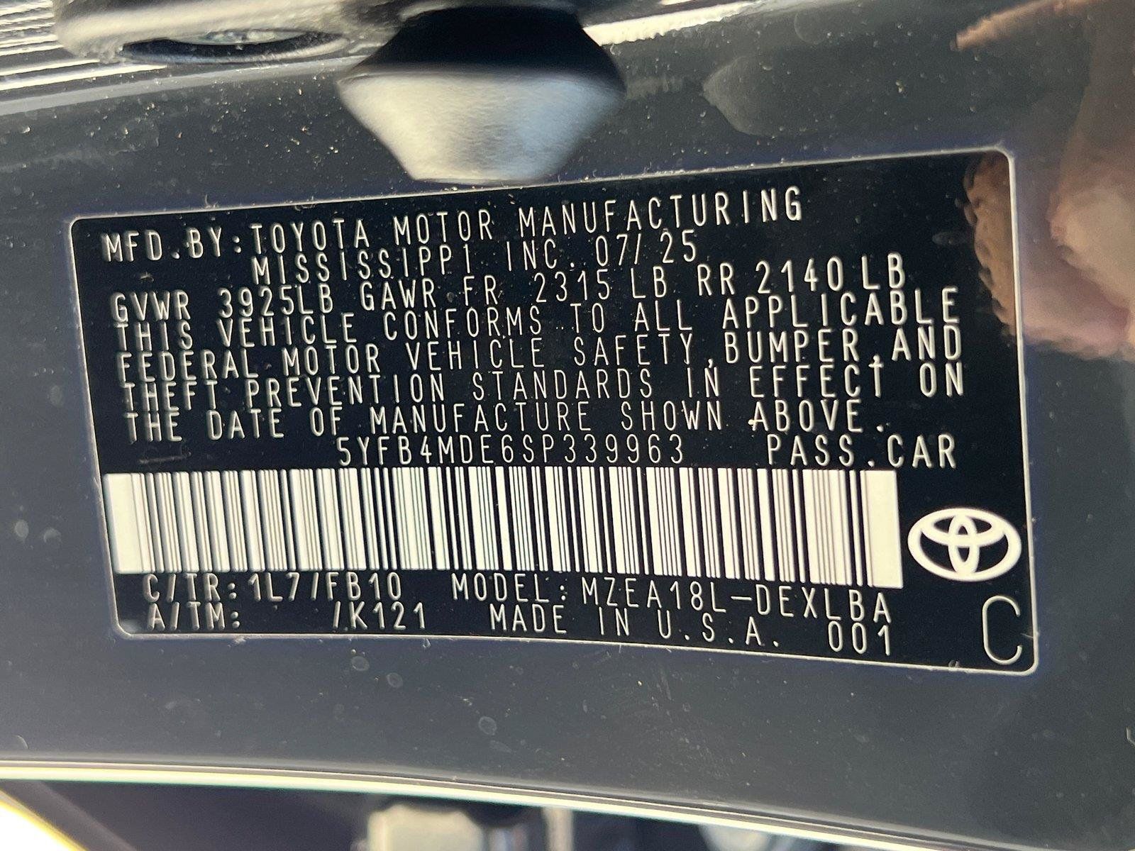 Used 2025 Toyota Corolla LE FWD image 31