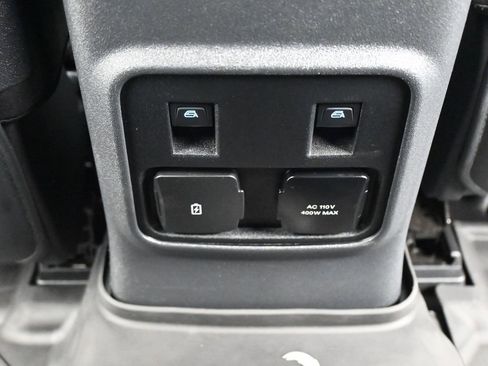 Used 2024 Ford Bronco Badlands w/ Sasquatch Package image 21