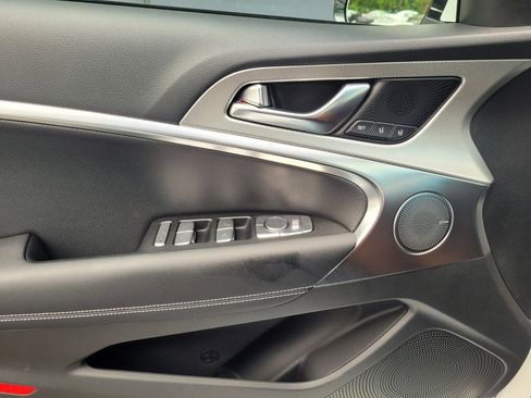 New 2026 Genesis G70 2.5T Prestige RWD image 27