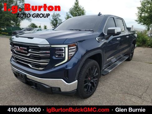 Used 2023 GMC Sierra 1500 SLT w/ SLT Premium Package AWD/4WD image 3