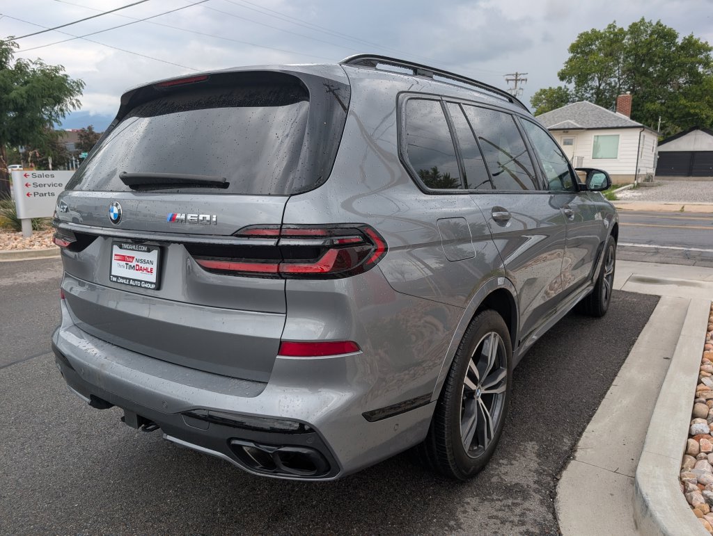 Used 2024 BMW X7 M60i w/ Executive Package AWD/4WD image 5