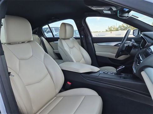 Certified 2022 Cadillac CT5 Luxury image 20