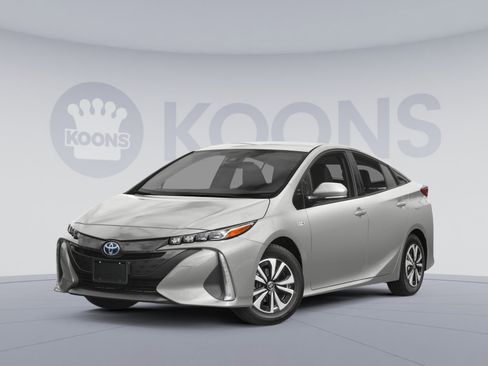 Used 2017 Toyota Prius Prime Premium image 1