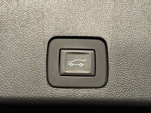 Used 2025 Buick Encore GX Sport Touring w/ Comfort Package image 14