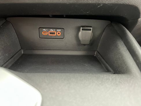 Used 2025 Nissan Altima 2.5 SV FWD image 49