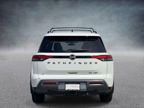 New 2026 Nissan Pathfinder SL AWD/4WD image 3