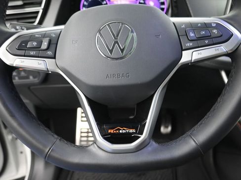 Used 2025 Volkswagen Atlas Peak Edition SE AWD/4WD image 16