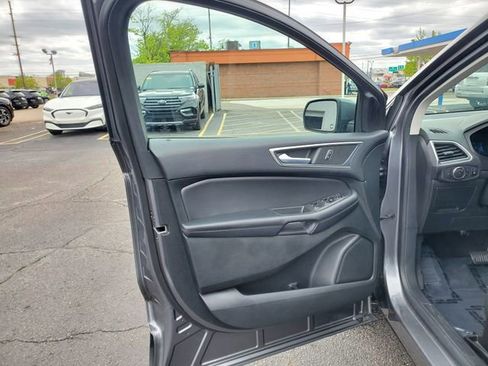 Used 2023 Ford Edge SEL w/ Convenience Package AWD/4WD image 9