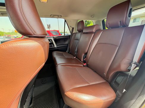 Used 2018 Toyota 4Runner Limited AWD/4WD image 26