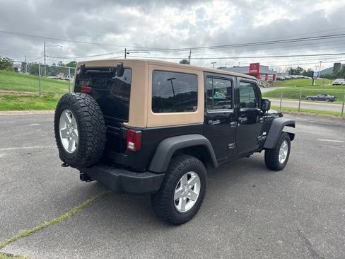 Used 2013 Jeep Wrangler Unlimited Sport AWD/4WD image 8