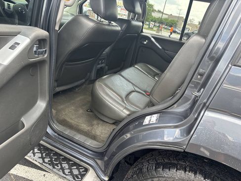 Used 2012 Nissan Pathfinder Silver AWD/4WD image 13