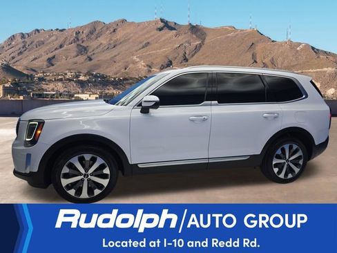 Used 2022 Kia Telluride S image 2