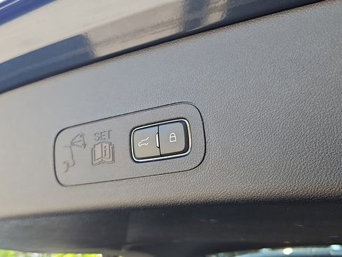 Used 2023 Lincoln Aviator Reserve w/ Equipment Group 201A AWD/4WD image 37