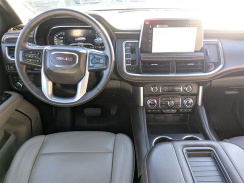 Certified 2023 GMC Yukon SLT w/ SLT Premium Package image 7