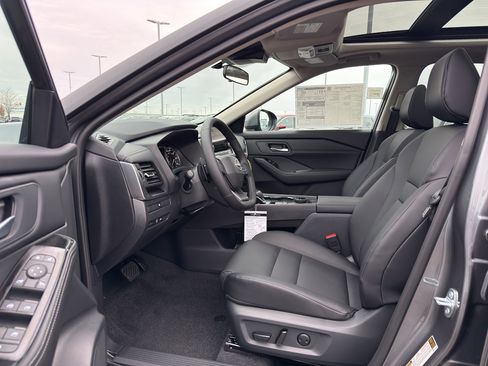 New 2026 Nissan Rogue SV image 11