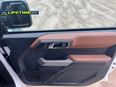 Used 2023 Ford Bronco Outer Banks w/ Sasquatch Package image 35