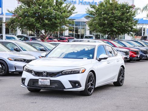 Certified 2024 Honda Civic Sport Touring image 3