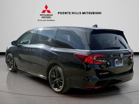 Used 2023 Honda Odyssey Sport image 7