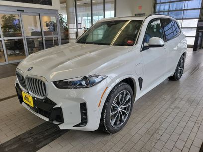 New 2026 BMW X5 xDrive50e w/ M Sport Package