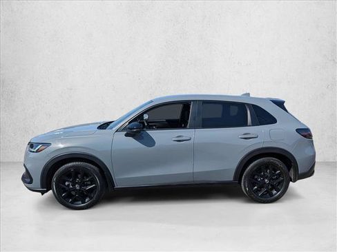 Used 2024 Honda HR-V Sport image 9