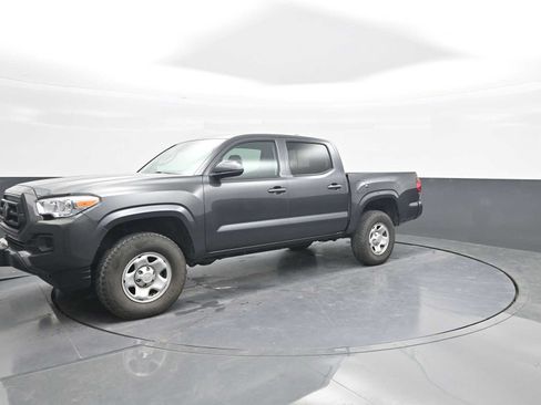 Used 2022 Toyota Tacoma SR AWD/4WD image 4