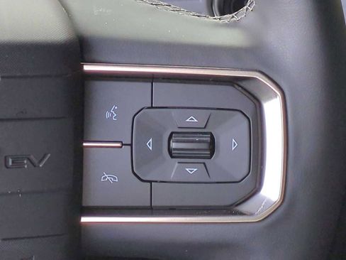 Used 2024 GMC Hummer EV 3X image 16