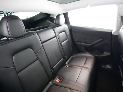 Used 2023 Tesla Model Y Long Range image 5