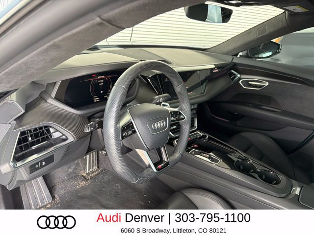 Used 2024 Audi RS e-tron GT w/ Carbon Performance Package AWD/4WD image 4