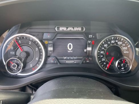 Used 2023 RAM 1500 Big Horn AWD/4WD image 12