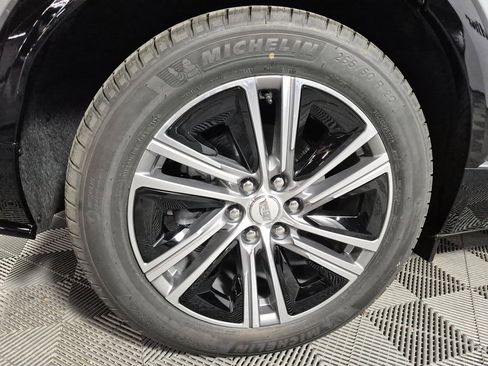 New 2026 Cadillac Lyriq Premium Luxury image 12