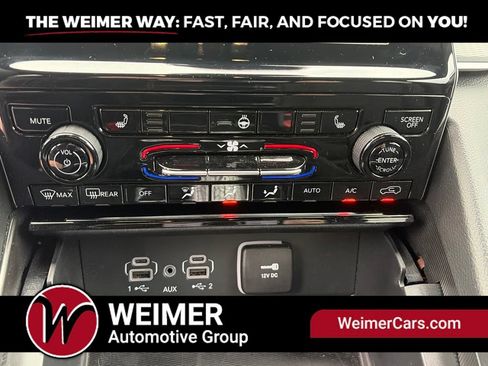 Used 2025 Jeep Grand Cherokee L Laredo w/ Luxury Tech Group I AWD/4WD image 35