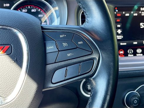 Used 2023 Dodge Charger SXT image 32