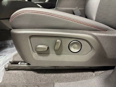 New 2026 Chevrolet Colorado Z71 image 14