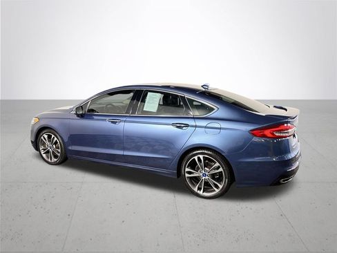 Used 2019 Ford Fusion Titanium FWD image 8