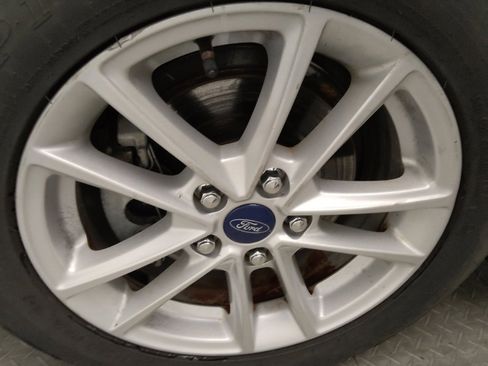 Used 2018 Ford Focus SE FWD image 31