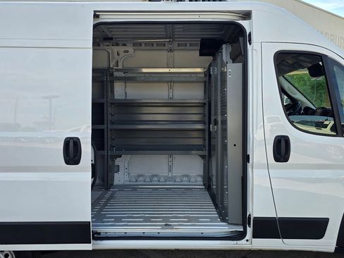 Used 2024 RAM ProMaster 2500 FWD image 17